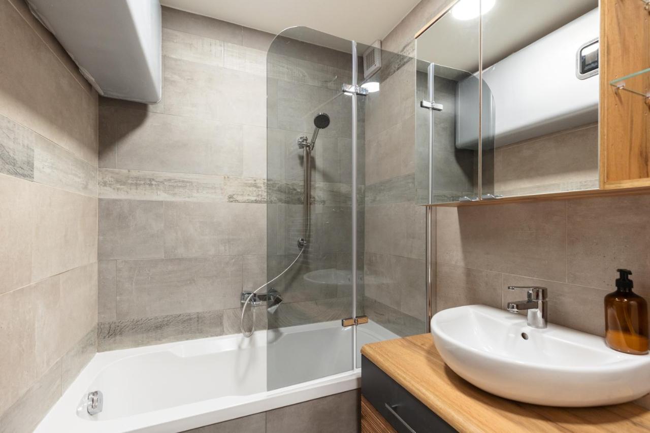 Kazinczy 10 Apartment With 3 Bedrooms Budapeşte Dış mekan fotoğraf