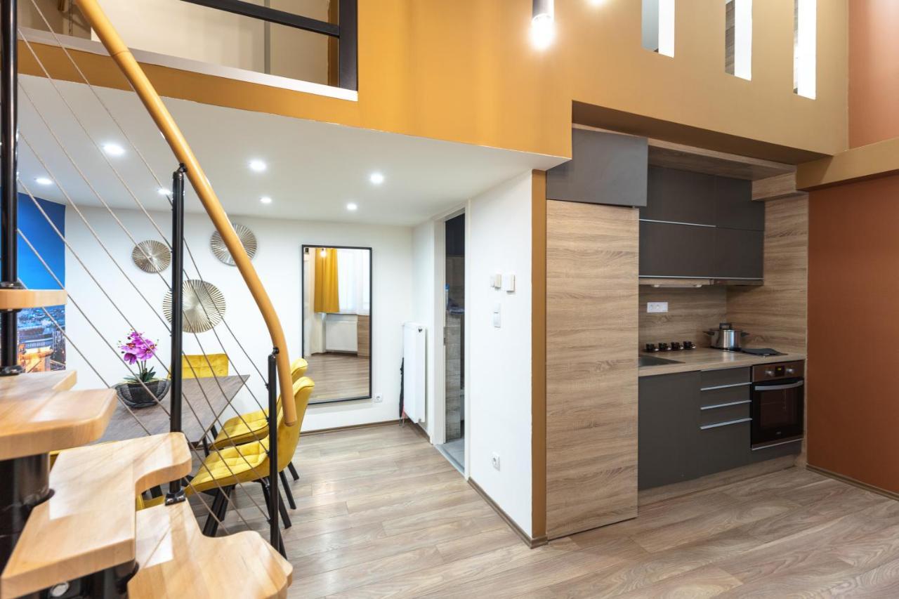 Kazinczy 10 Apartment With 3 Bedrooms Budapeşte Dış mekan fotoğraf